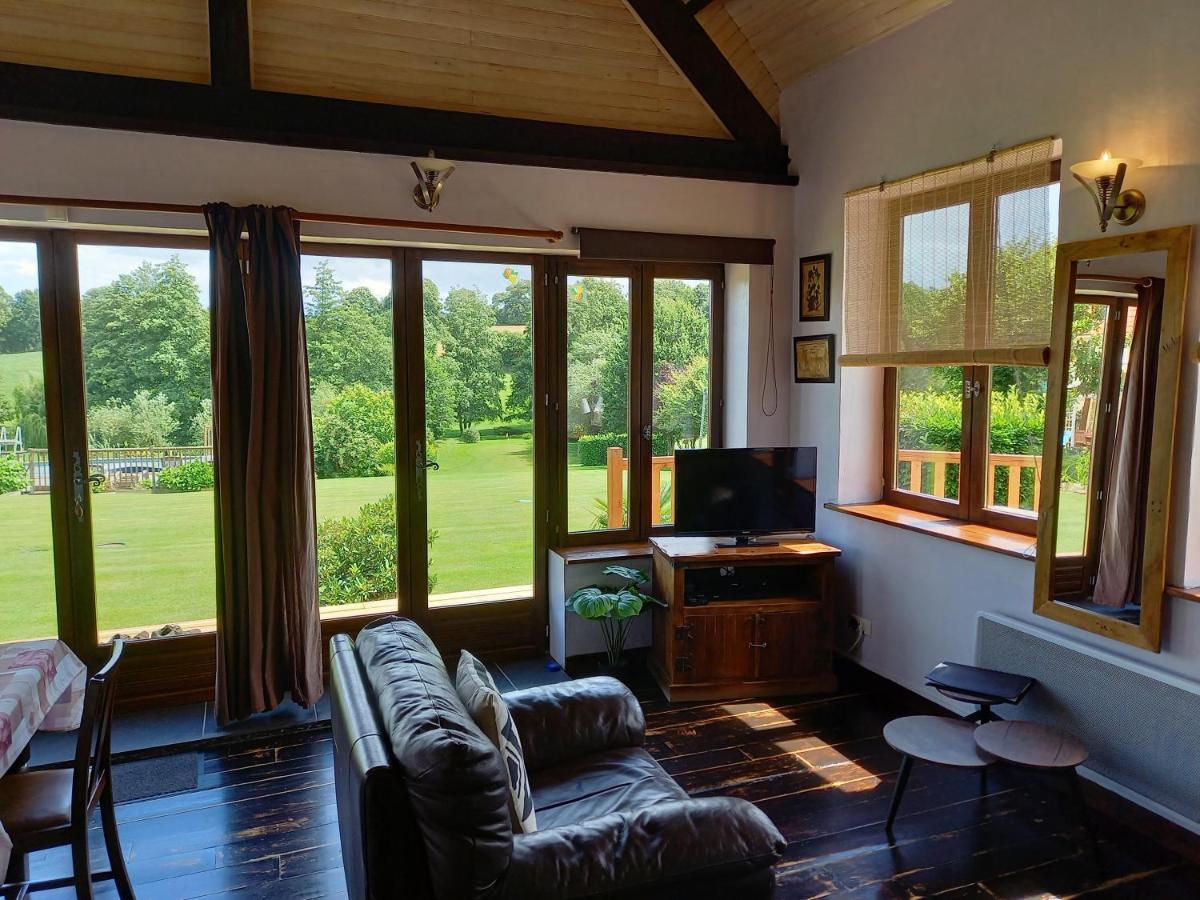 La Gasteboisiere With Swimming Pool And Games Room Le Mesnil-Adelee المظهر الخارجي الصورة