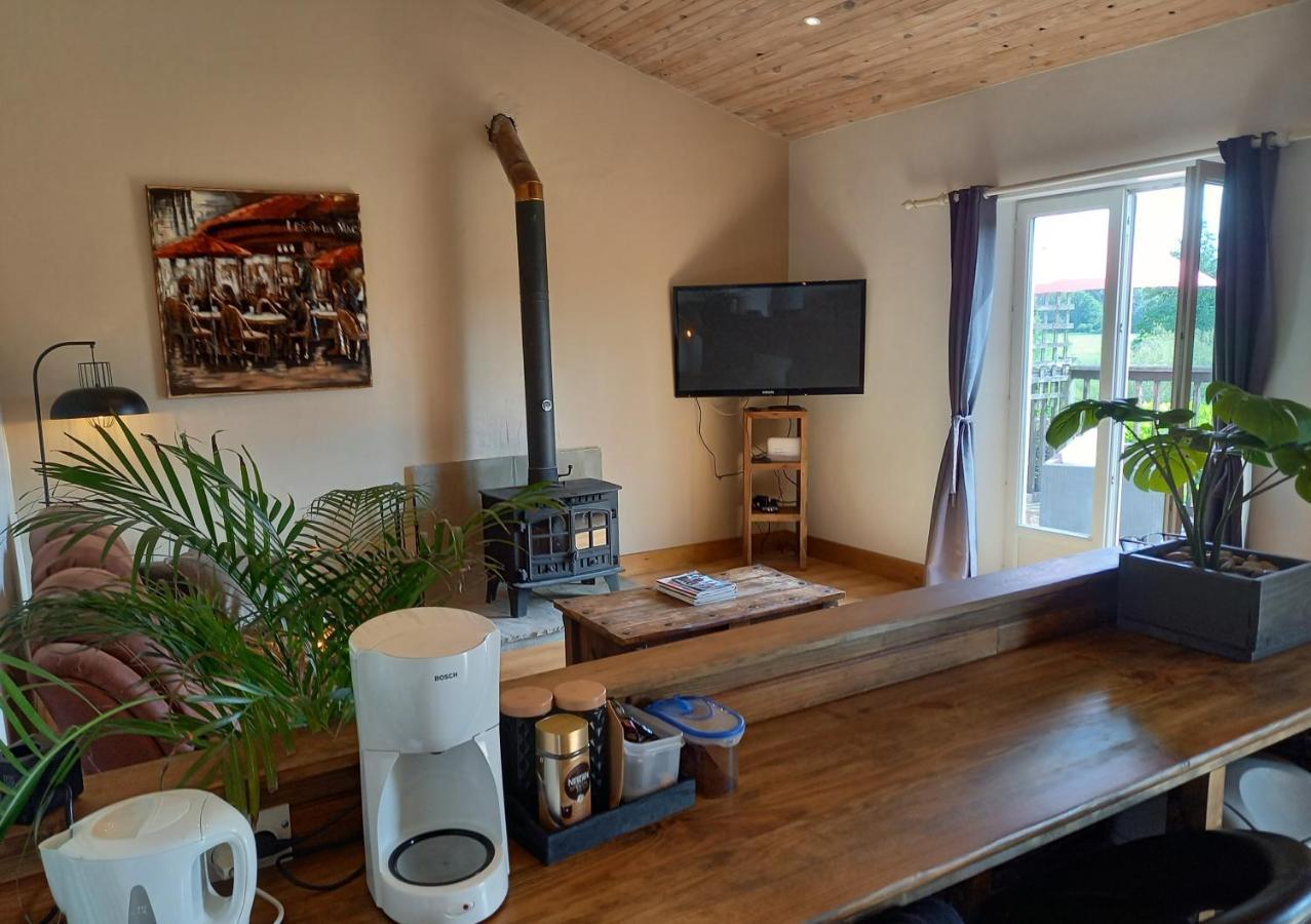 La Gasteboisiere With Swimming Pool And Games Room Le Mesnil-Adelee المظهر الخارجي الصورة