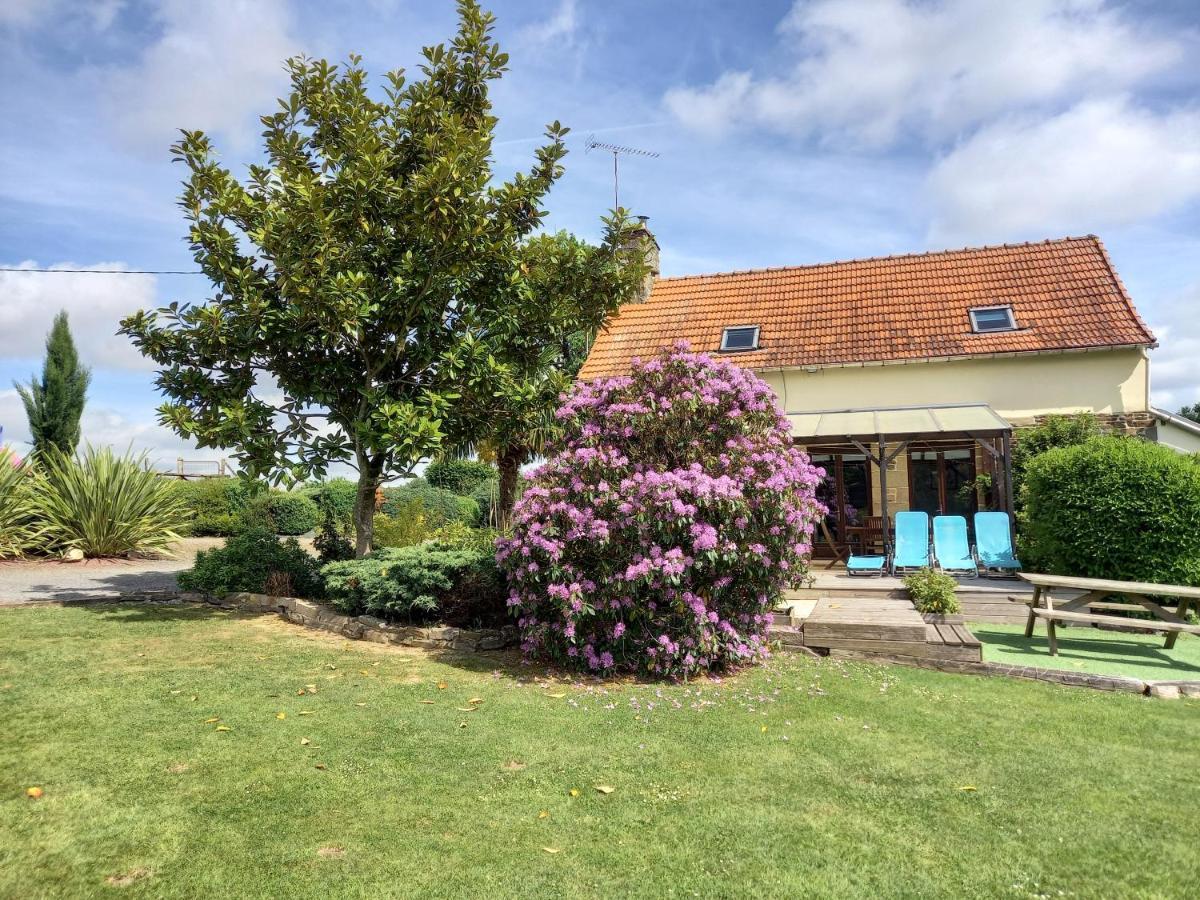 La Gasteboisiere With Swimming Pool And Games Room Le Mesnil-Adelee المظهر الخارجي الصورة